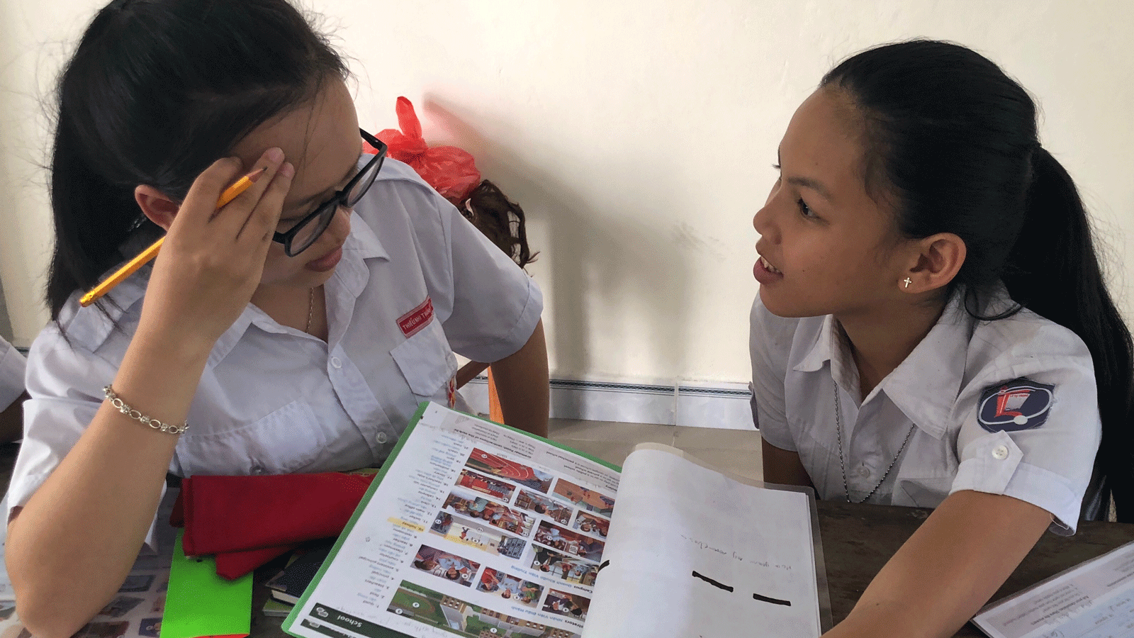 EFL students in a mixed proficiency classroom.