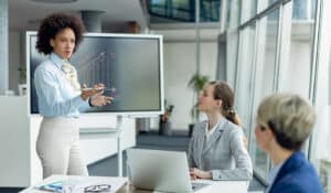 Leveraging the Global Scale of English in Business English With Competency-Based Learning Pathways