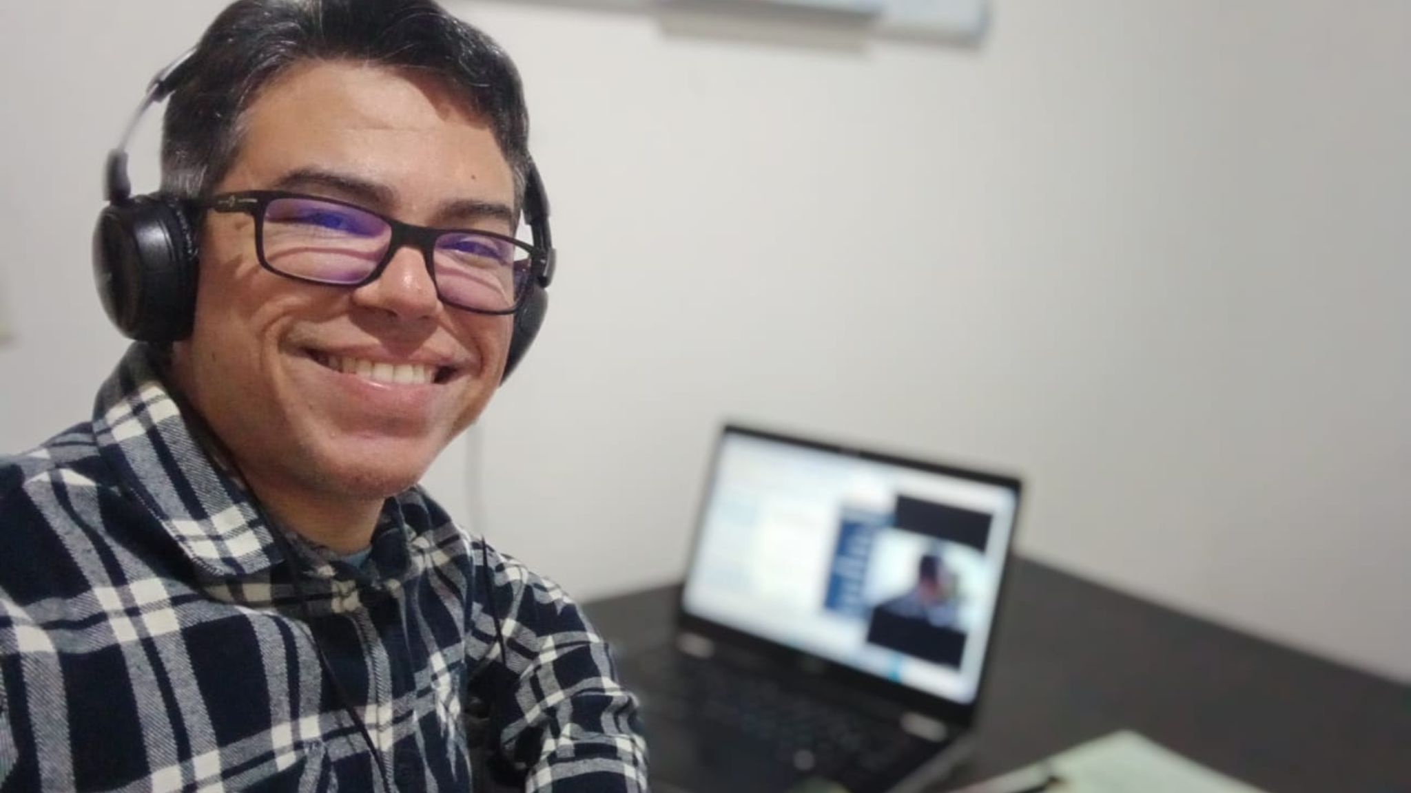 a Business English teacher teaching an online course