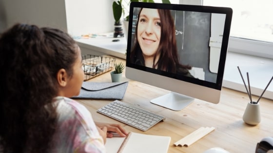 teaching english online as a side gig